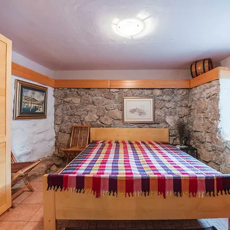 Authentic House Pelegrinka Mali Drvenik